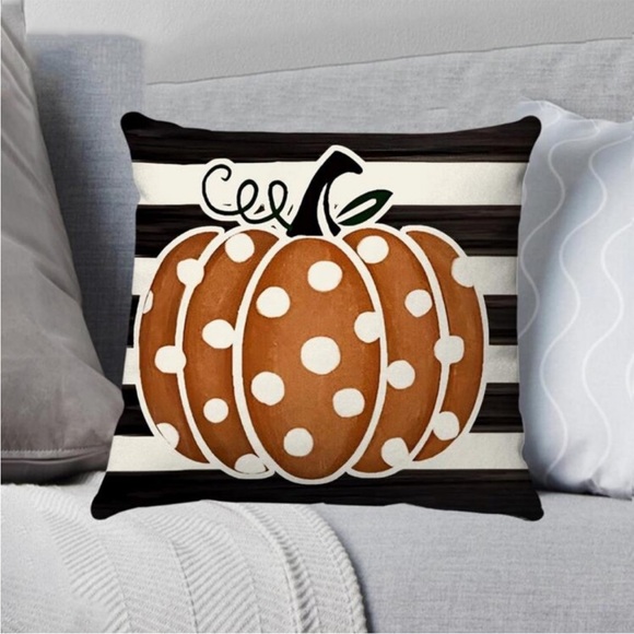 1 set left 😍4 piece Fall pillow covers ❤️ - Picture 3 of 5